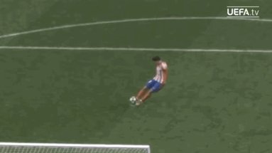 欧足联公布小蜘蛛两触VAR视角，马竞要求明确规则